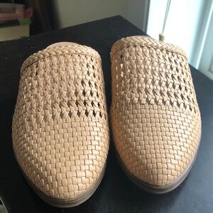 SM New York tan woven slip on sandals size 9